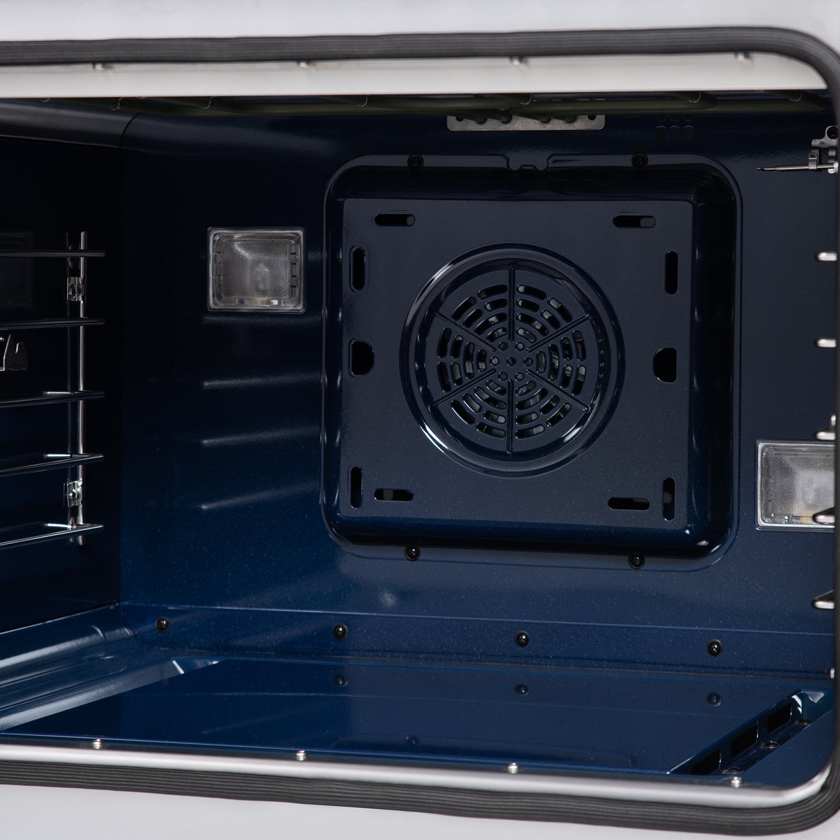 Dual-Fuel_FFSGS6387-30WHT_Main-Oven-Fan_2025-08-04