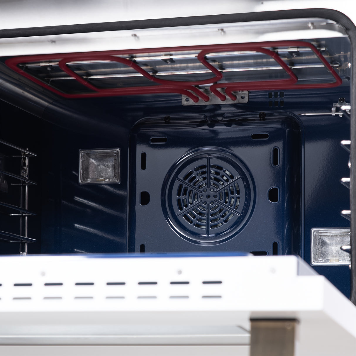 Dual-Fuel_FFSGS6387-48WHT_Main-Oven-Broiler_2025-08-04