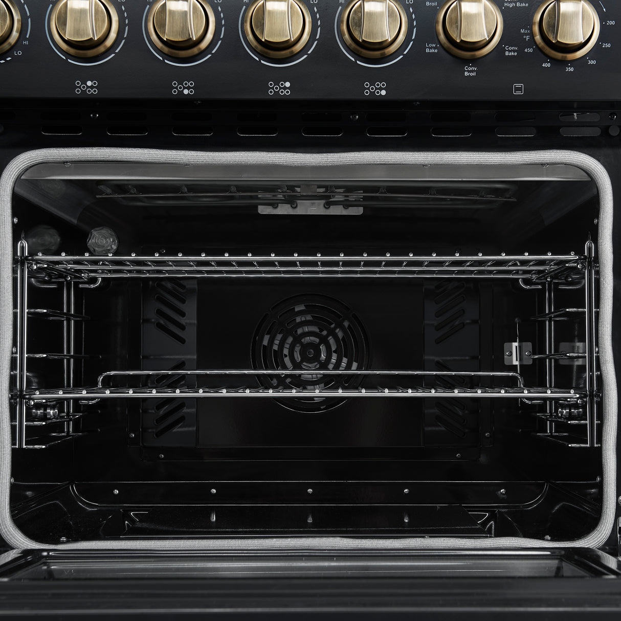 Electric-Range_FFSEL6011-48BLK_Main-Oven-Interior_2025-07-28