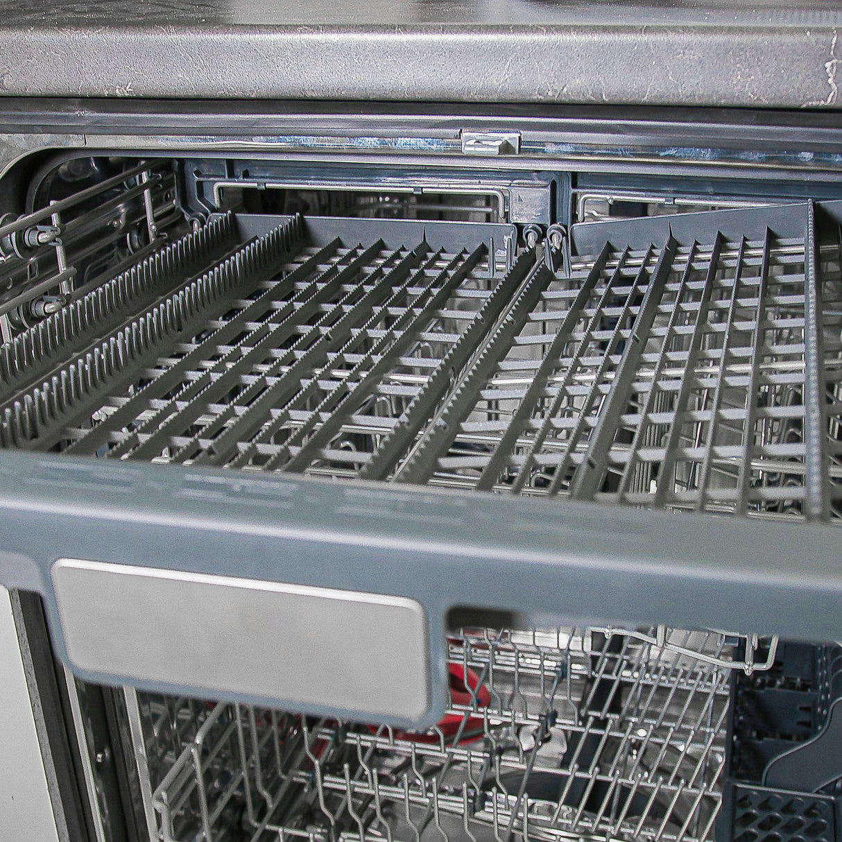 FDWBI8067-24S_Forno_Pozzo_Built-In_Dishwasher_Top_Utensil_Rack