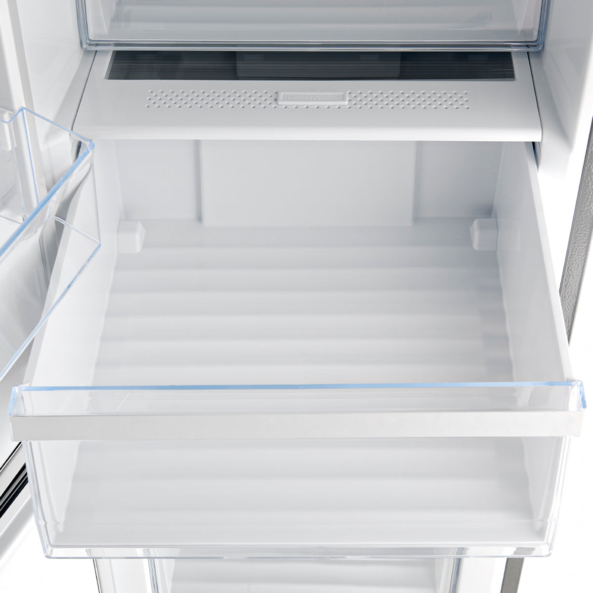 FFFFD1778-48-Guardia-Bottom-Freezer-Refrigerator-left-swing-Front-Open-Close_up_on_crisper_drawers