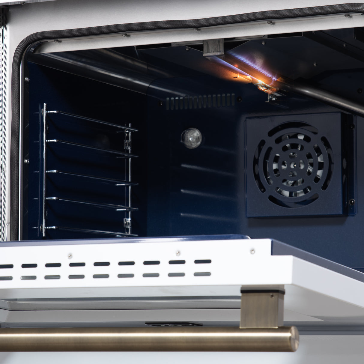 Gas-Range_FFSGS6239-30WHT_Broiler-Burner_2025-07-25