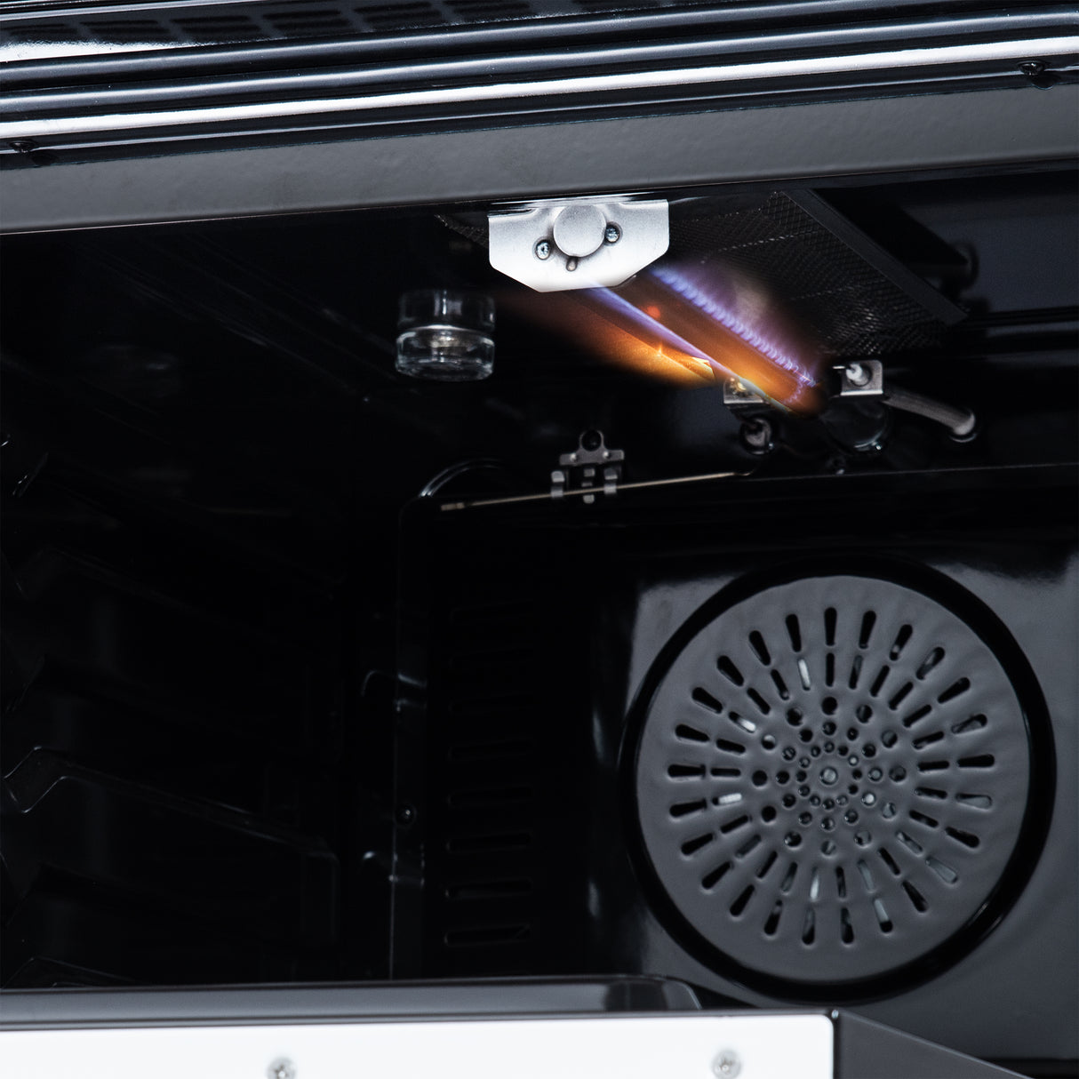 Gas-Range_FFSGS6290-24WHT_Broiler_2025-06-18