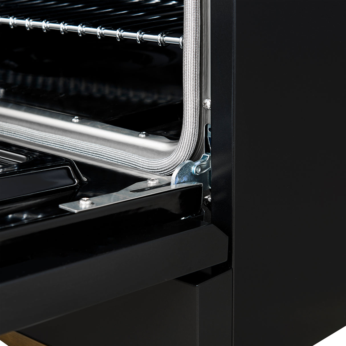 Gas_Range_FFSGS6219-36BLK_V1_Hinges_2024-11-29
