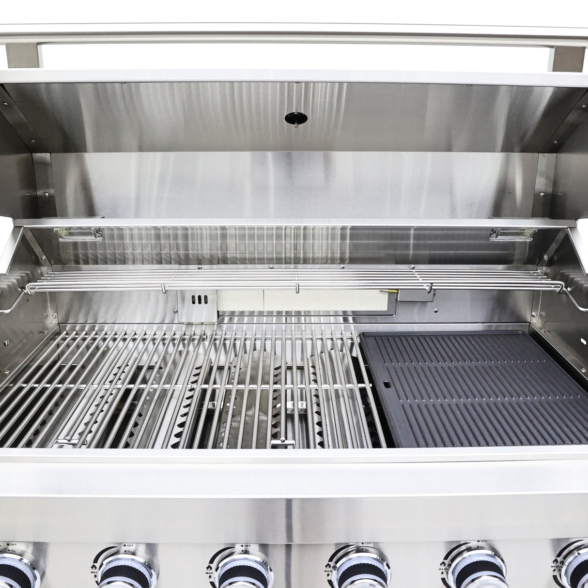 Outdoor-Kitchen_FODKT2520WHT_V1_1_Front-Lights-On_16-04-2025 (16)