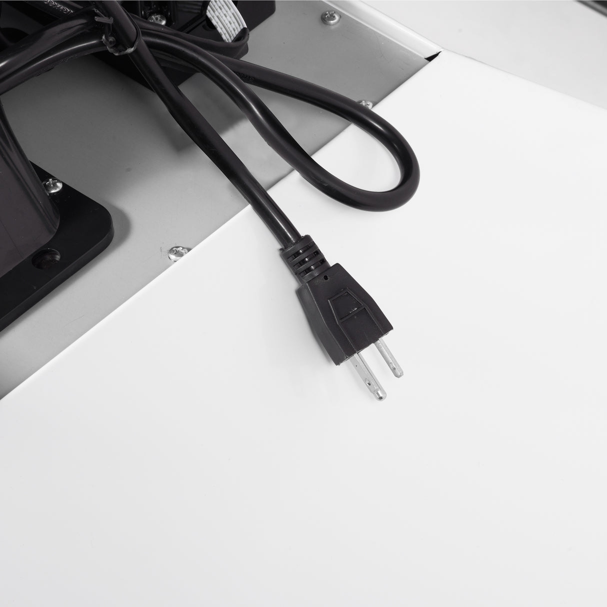 Range_Hood_FRHWM5095-30WHT_V1_12_Power_Cord_2025-03-03