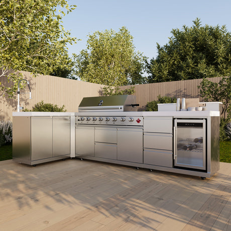 Outdoor Kitchen