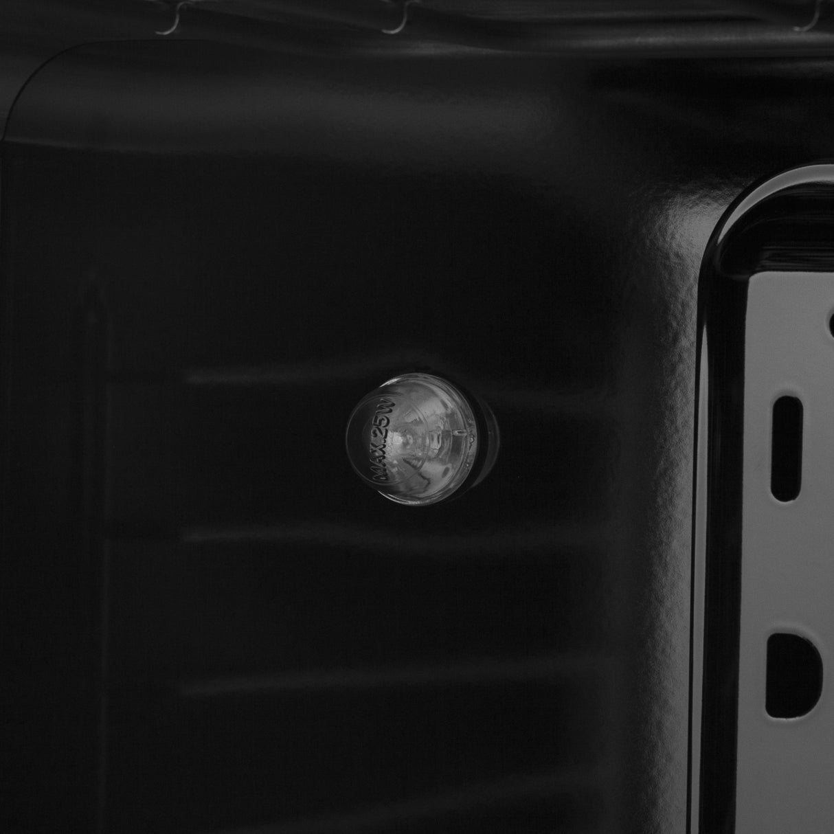 Dual_Fuel_FFSGS6356-36BLK_V1_Oven_lights_2024-02-03