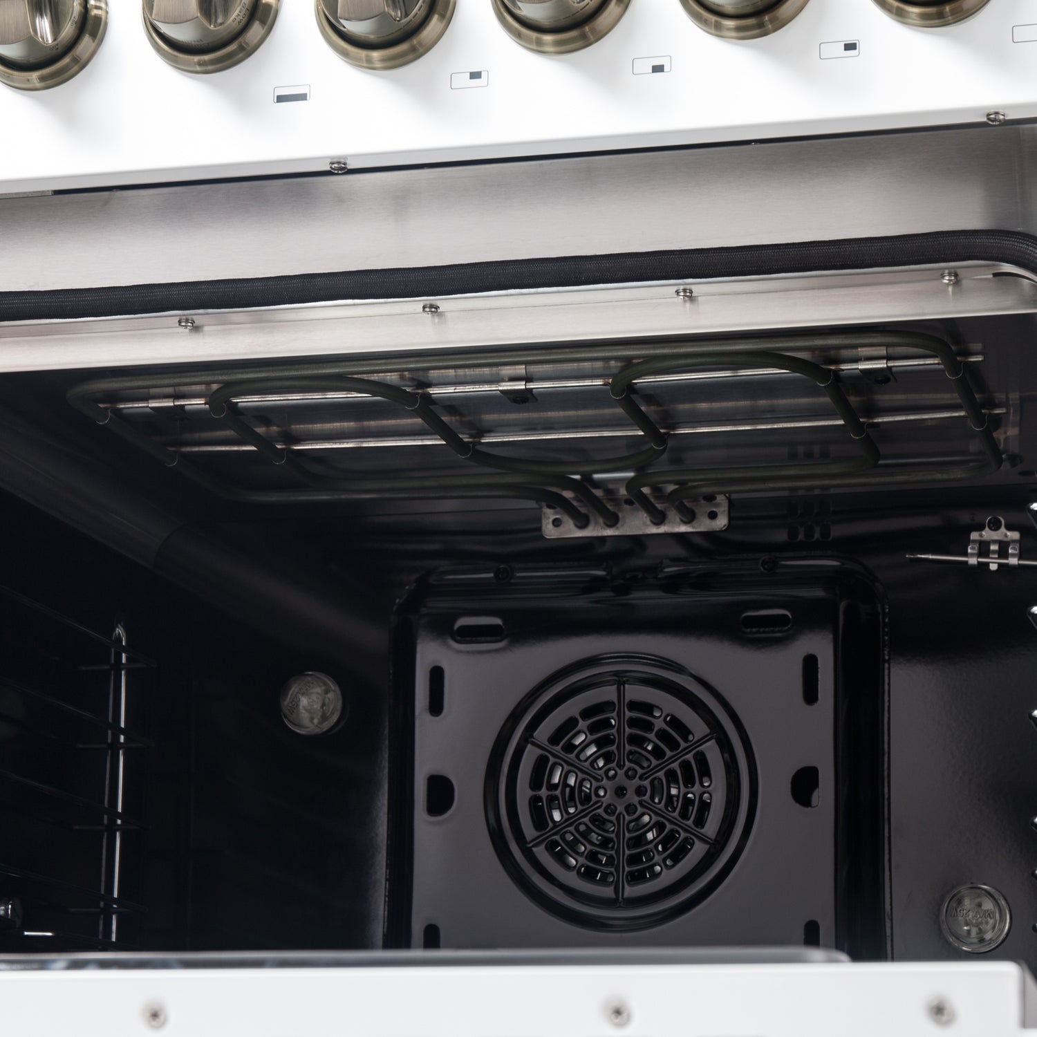 Dual_Fuel_FFSGS6356-48WHT_V1_Main_Oven_Inside_Broiler_2024-12-06