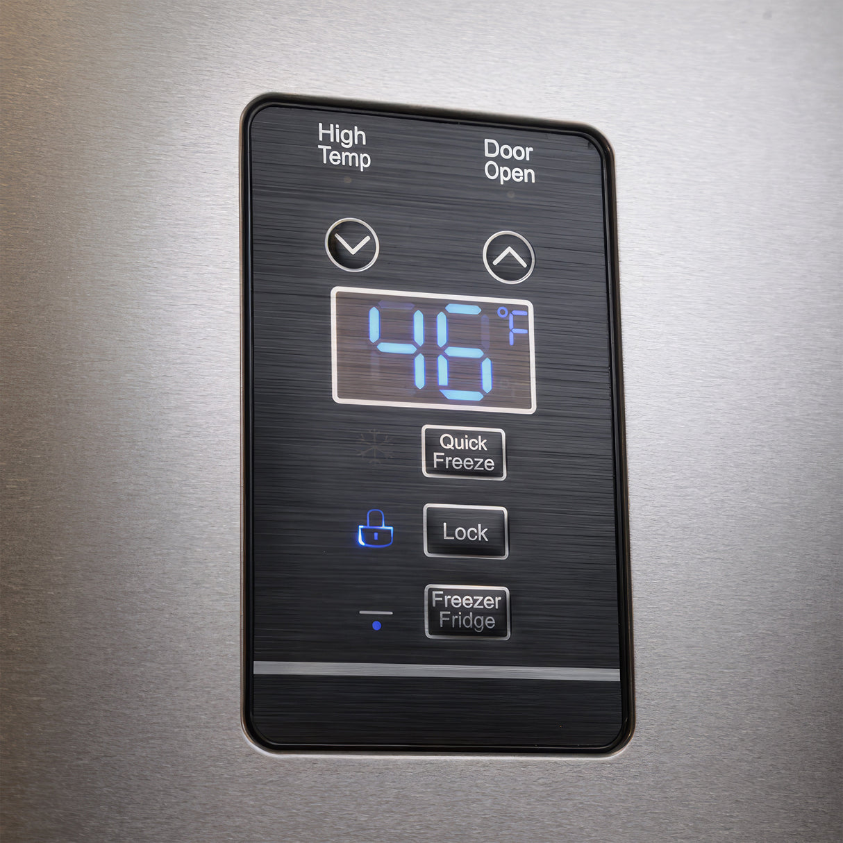 FFFFD1933-32LS_FFFFD1933-28LS-forno-rizzuto-convertible-fridge-freezer-control-panel