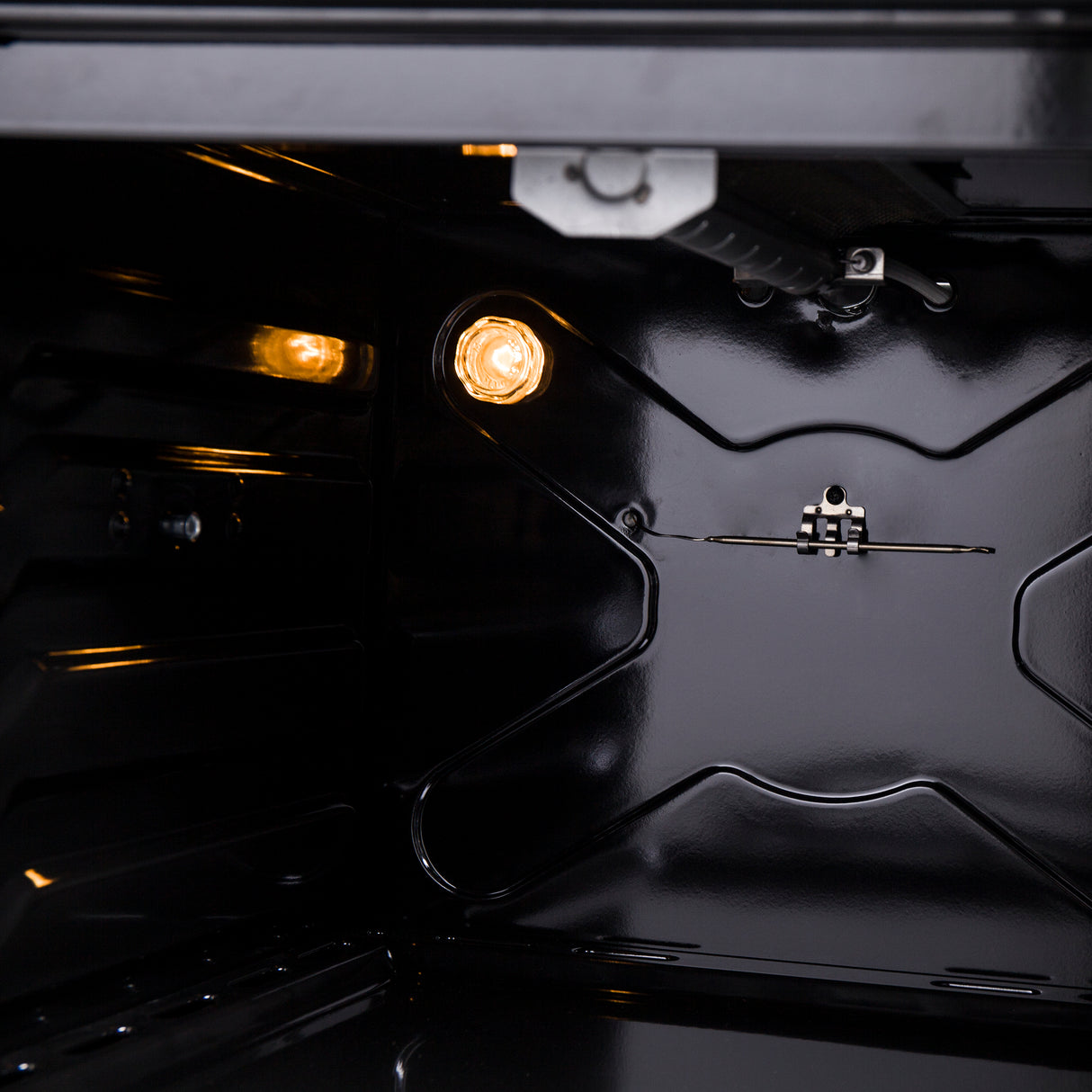 FFSGS6290-24 Oven Light