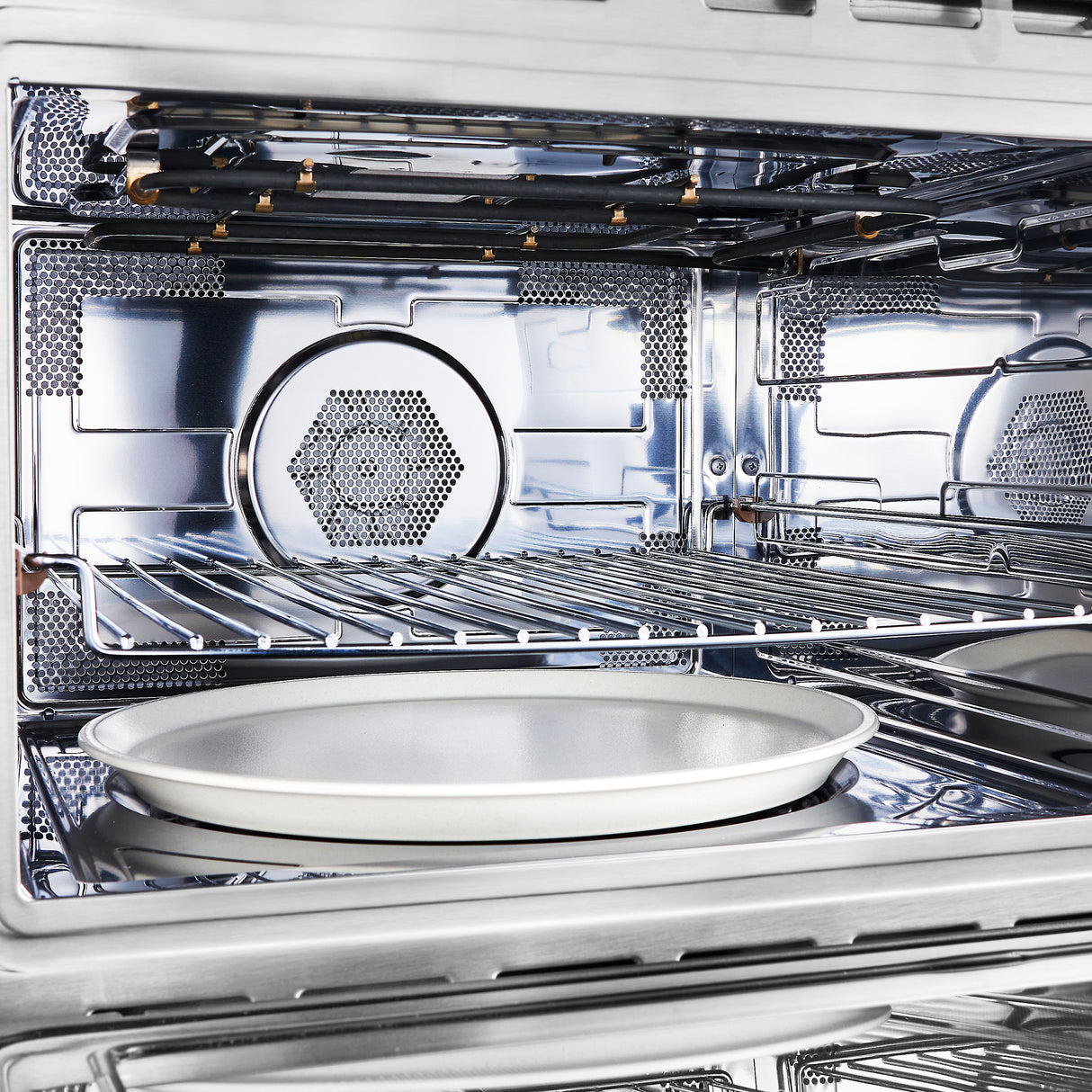 FMWDR3093-24BLK-oliena-built-in-wall-microwave-oven-cavity