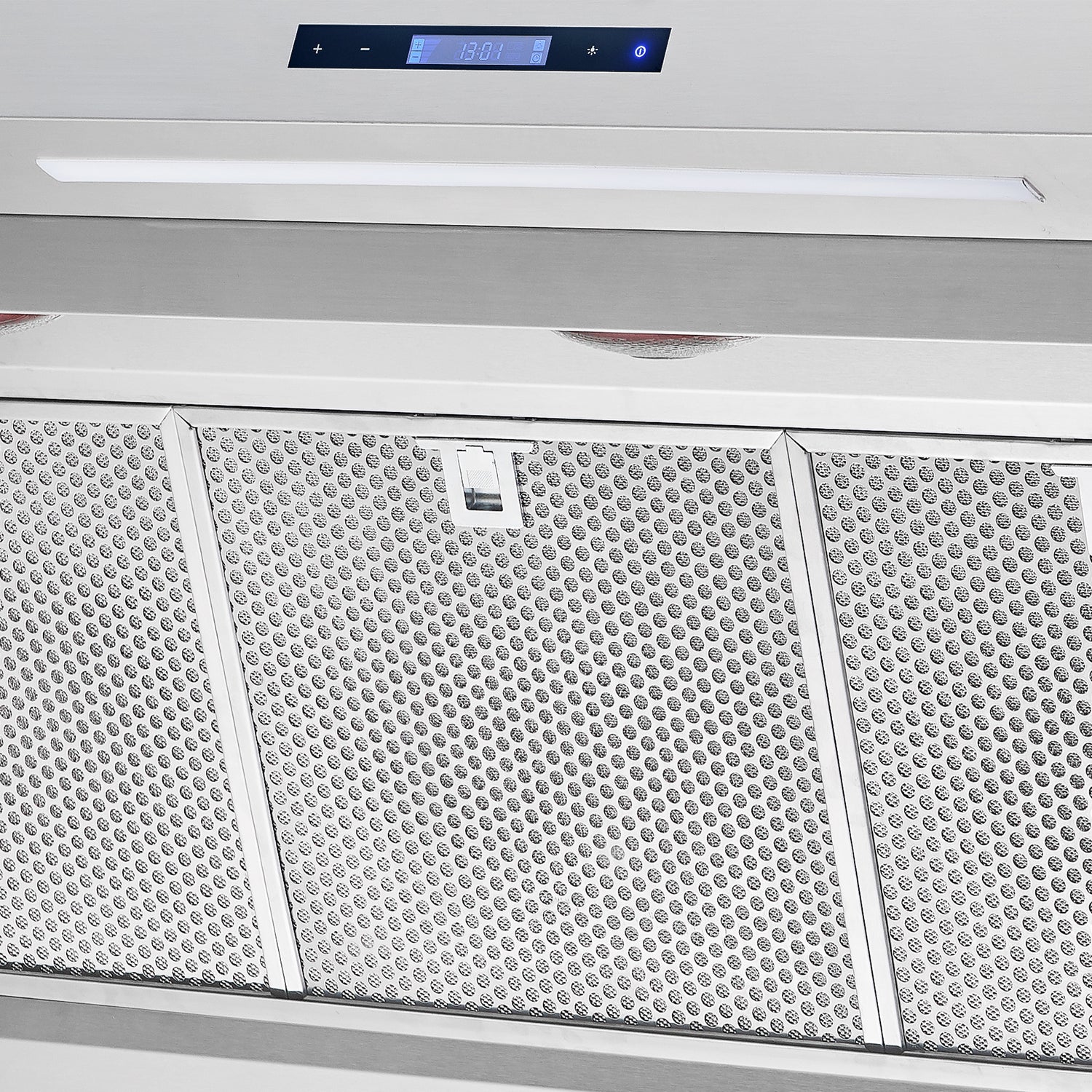 FRHWM5029-60HB-Wall Mount-RangeHood-Close-Up-on-filter copy