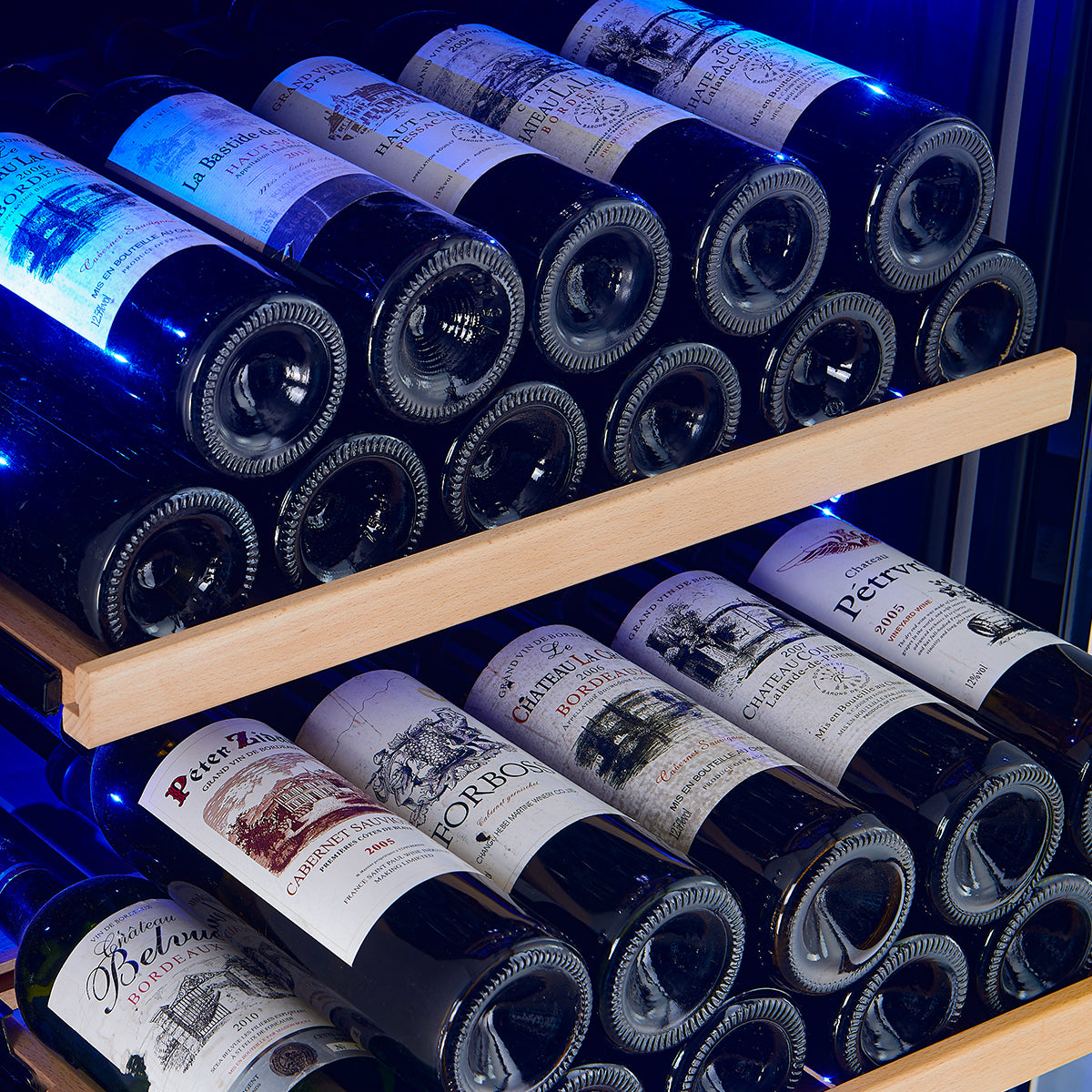 FWCDR6603-24S_FWCDR6633-48S_Wine Celler-Close UP-Wooden Shelf
