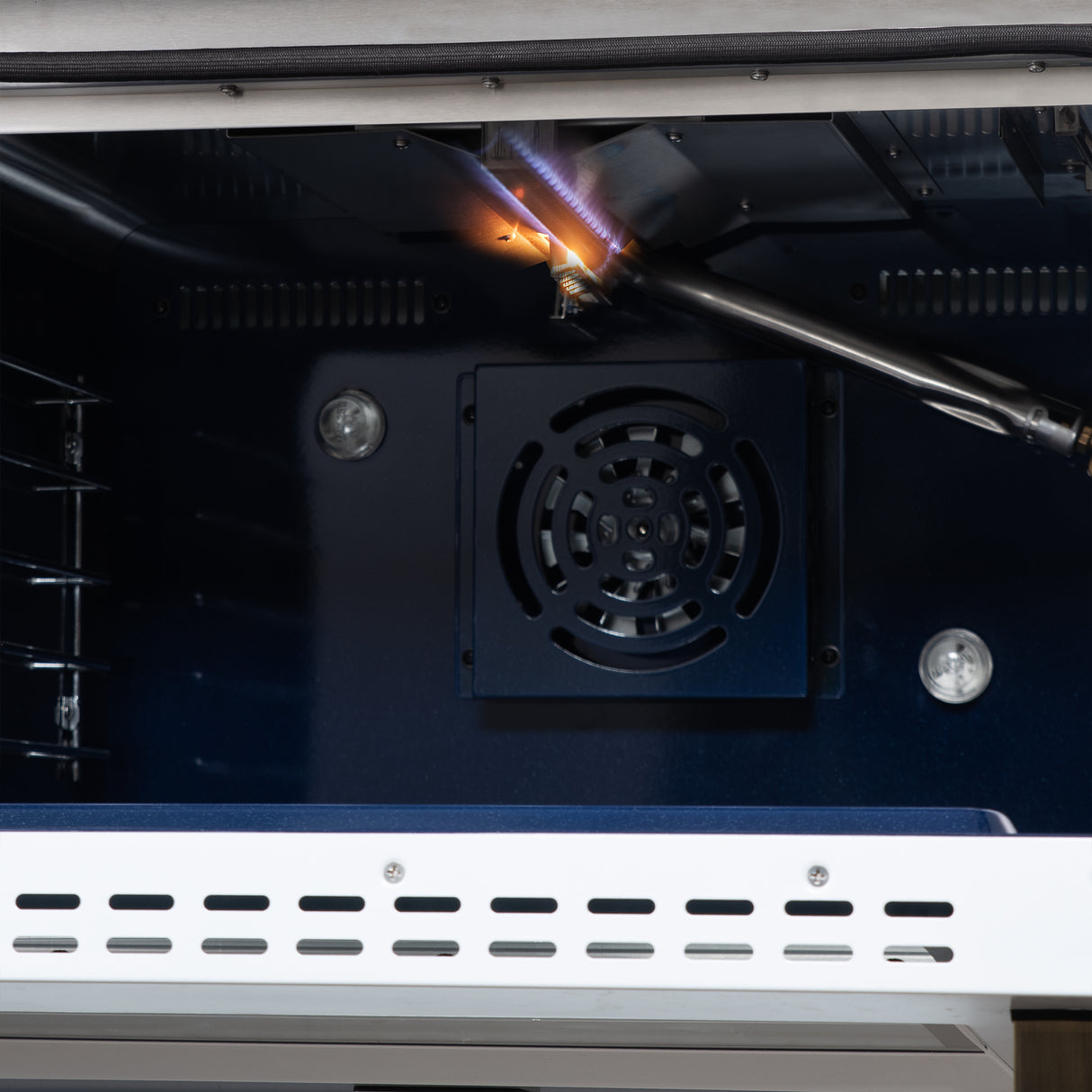 Gas-Range_FFSGS6239-48WHT_Broiler-Burner_2025-07-25