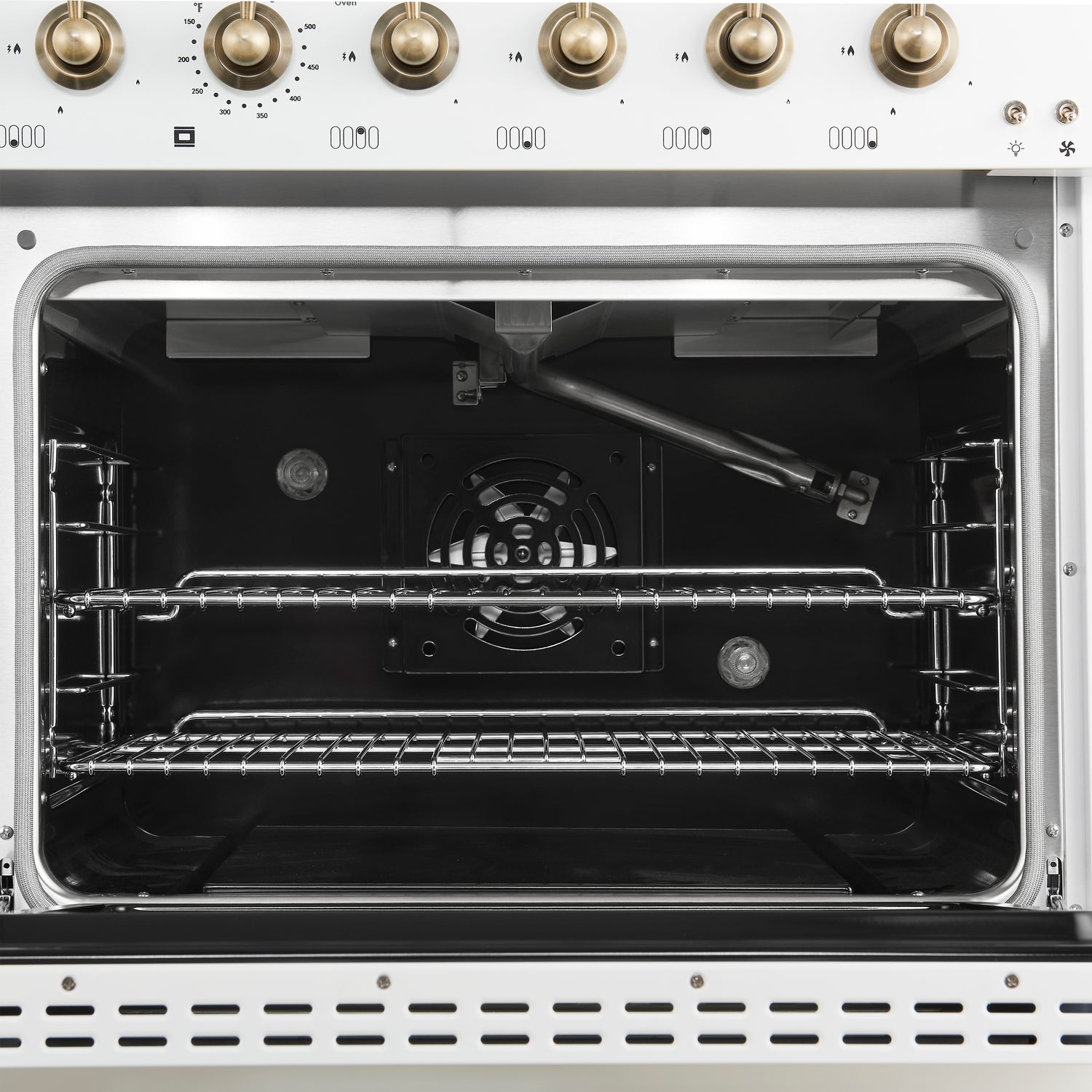 Gas_Range_FFSGS6219-48WHT_V1_Inside_Main_Oven_2024-11-27