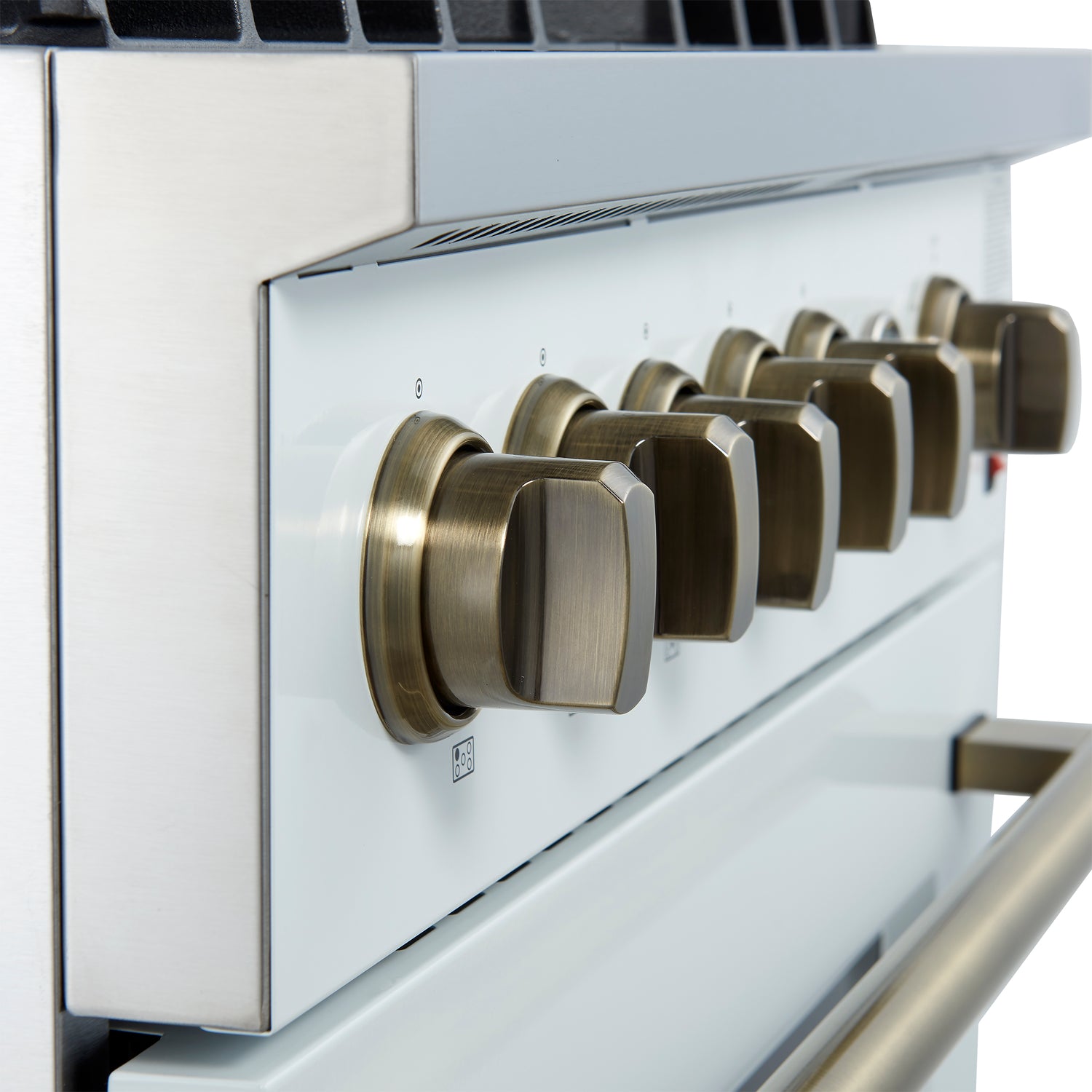Gas_Range_FFSGS6274-30WHT_V1_Knobs_Close_Up_2024-12-19