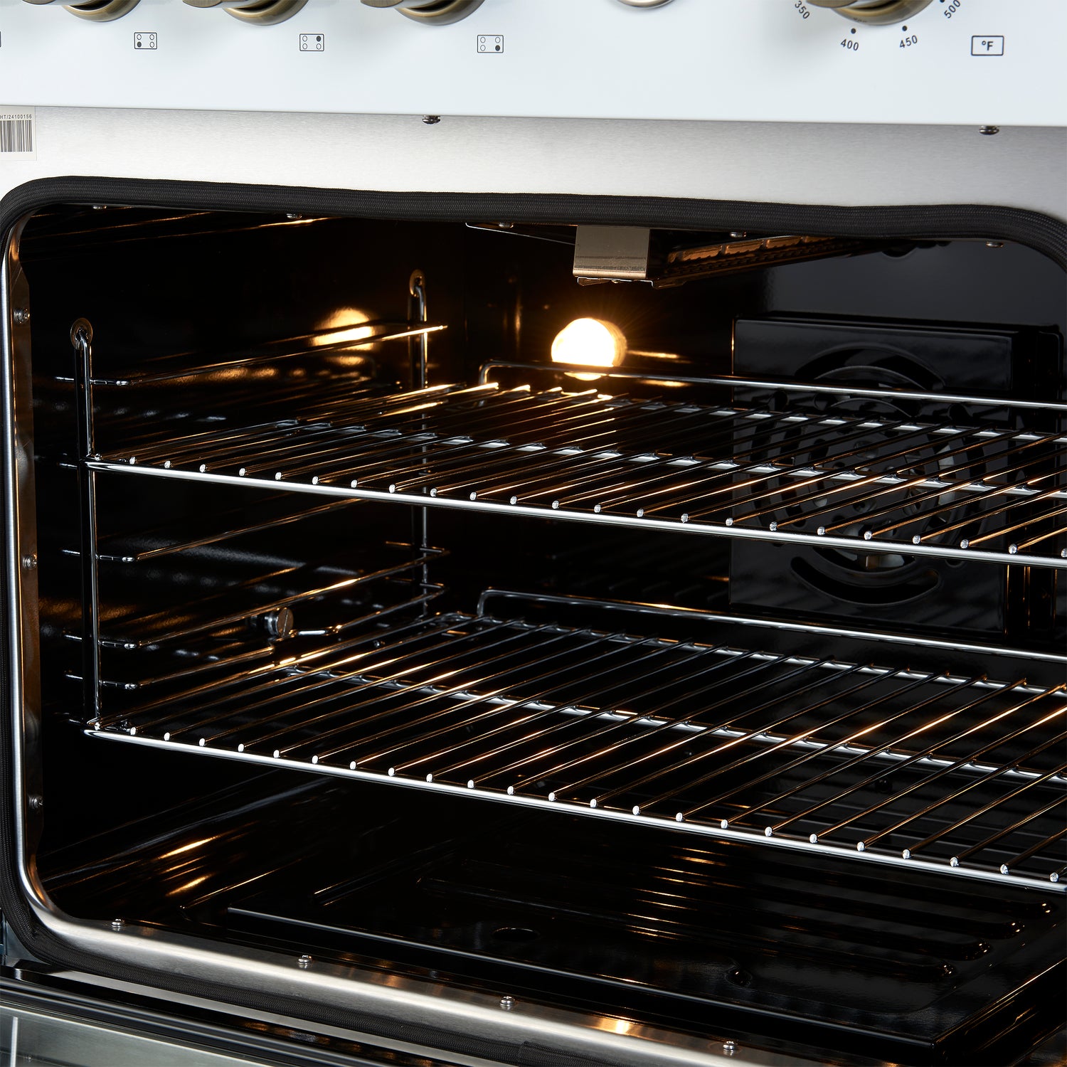 Gas_Range_FFSGS6277-30WHT_V1_Right_Angle_Oven_Inside_2024-12-19