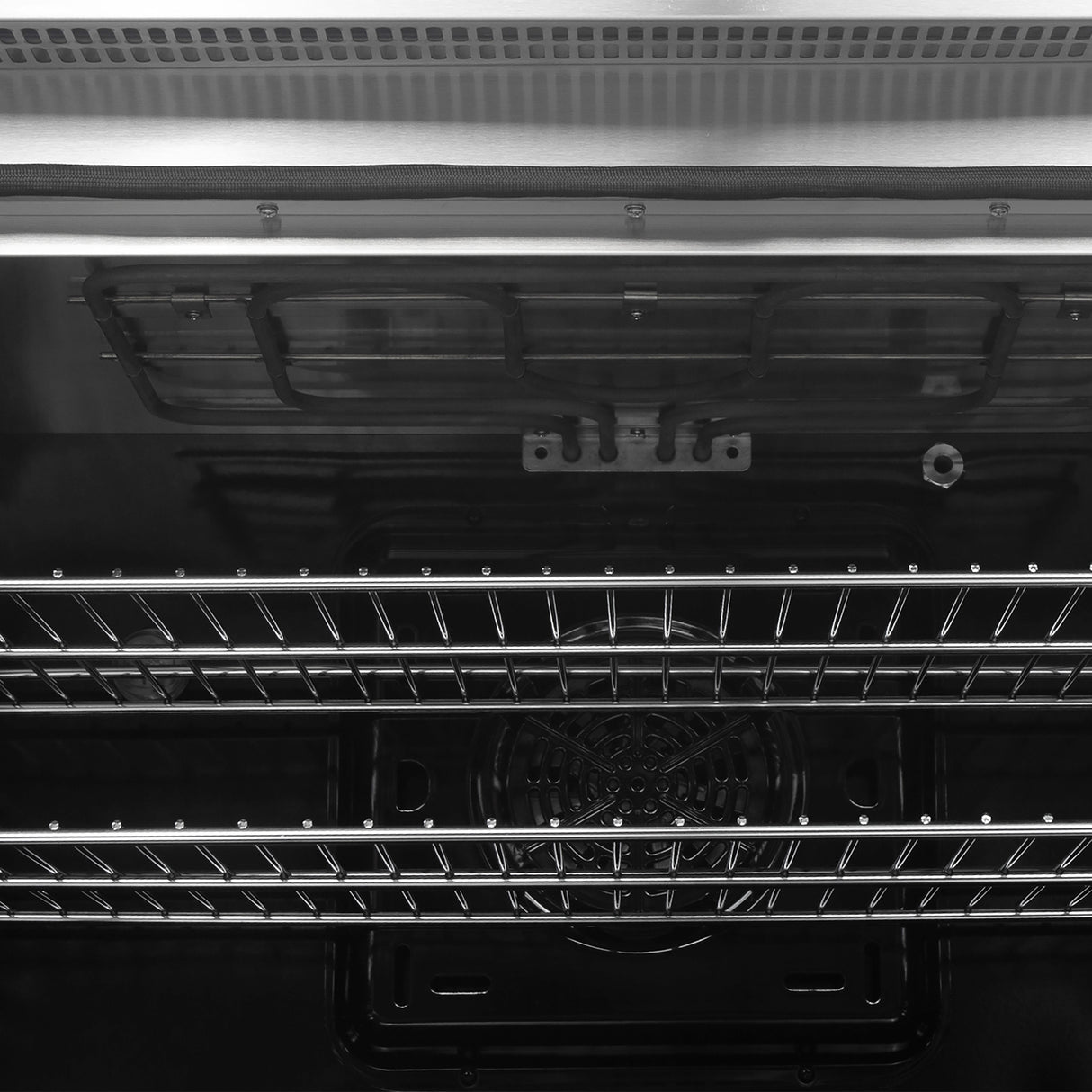 Induction-Range_FFSIN0936-36_Inside-Oven-close-Up_2025-06-05