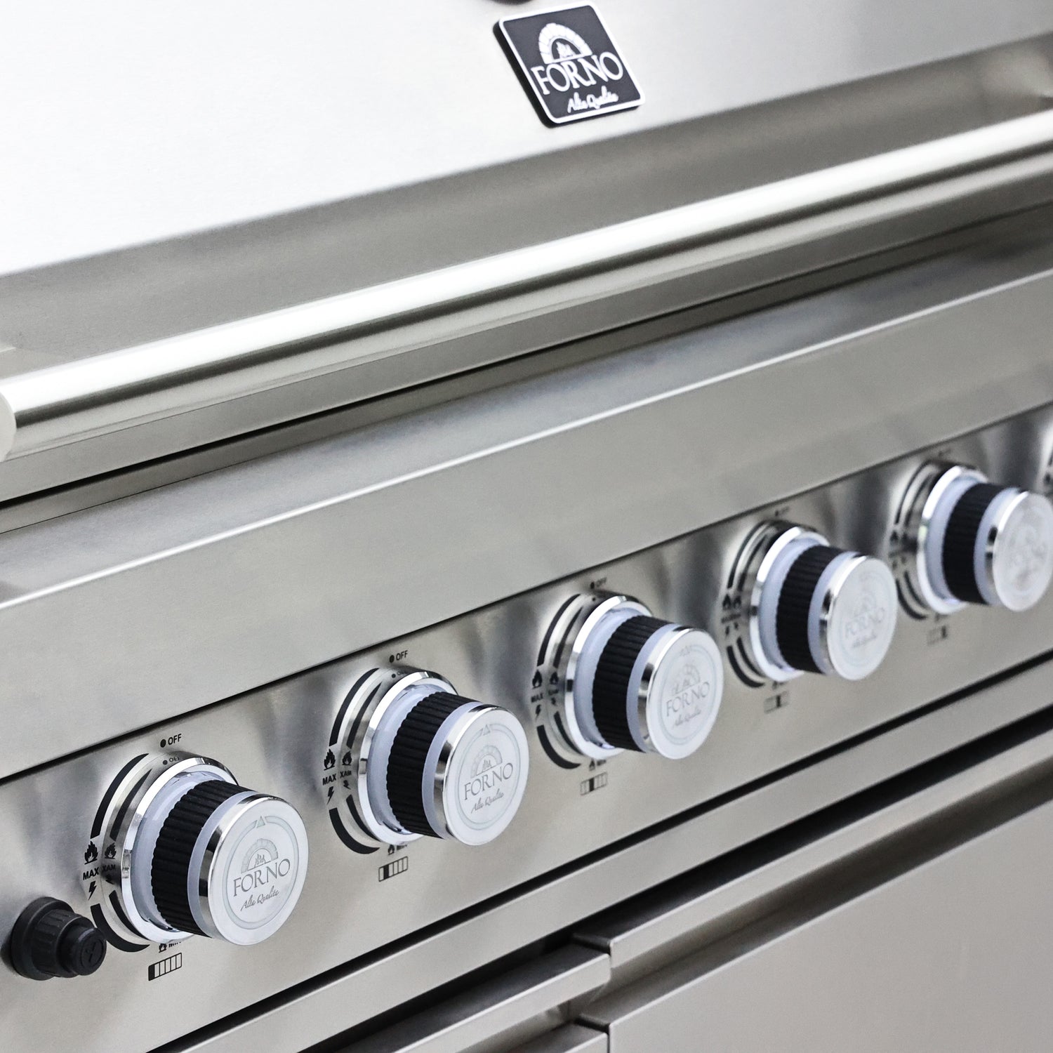 Outdoor-Kitchen_FODKT2520WHT_V1_1_Front-Lights-On_16-04-2025 (12)