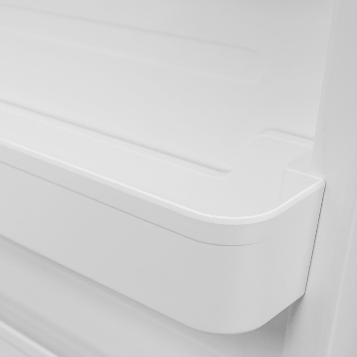 Refrigerator_FFFFD1933-28RS_Door-Bins_2025-08-11